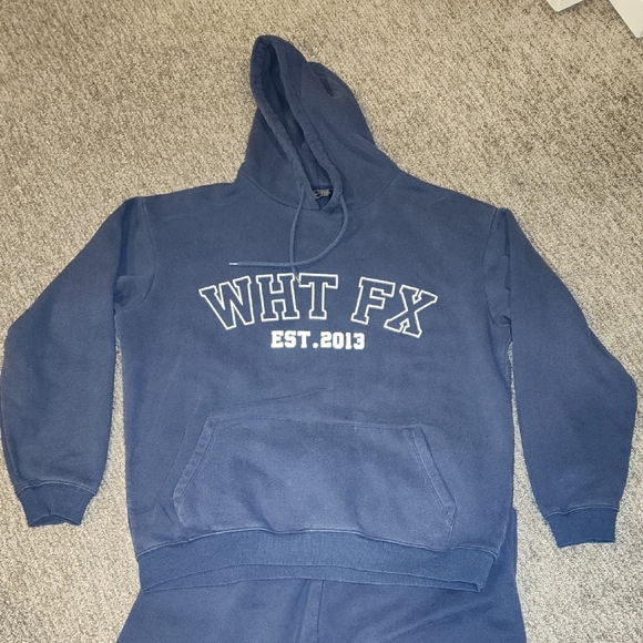 White Fox Boutique Navy Hoodie and Sweatpants Set Hoodie Size M Pants Size L - Picture 3 of 10